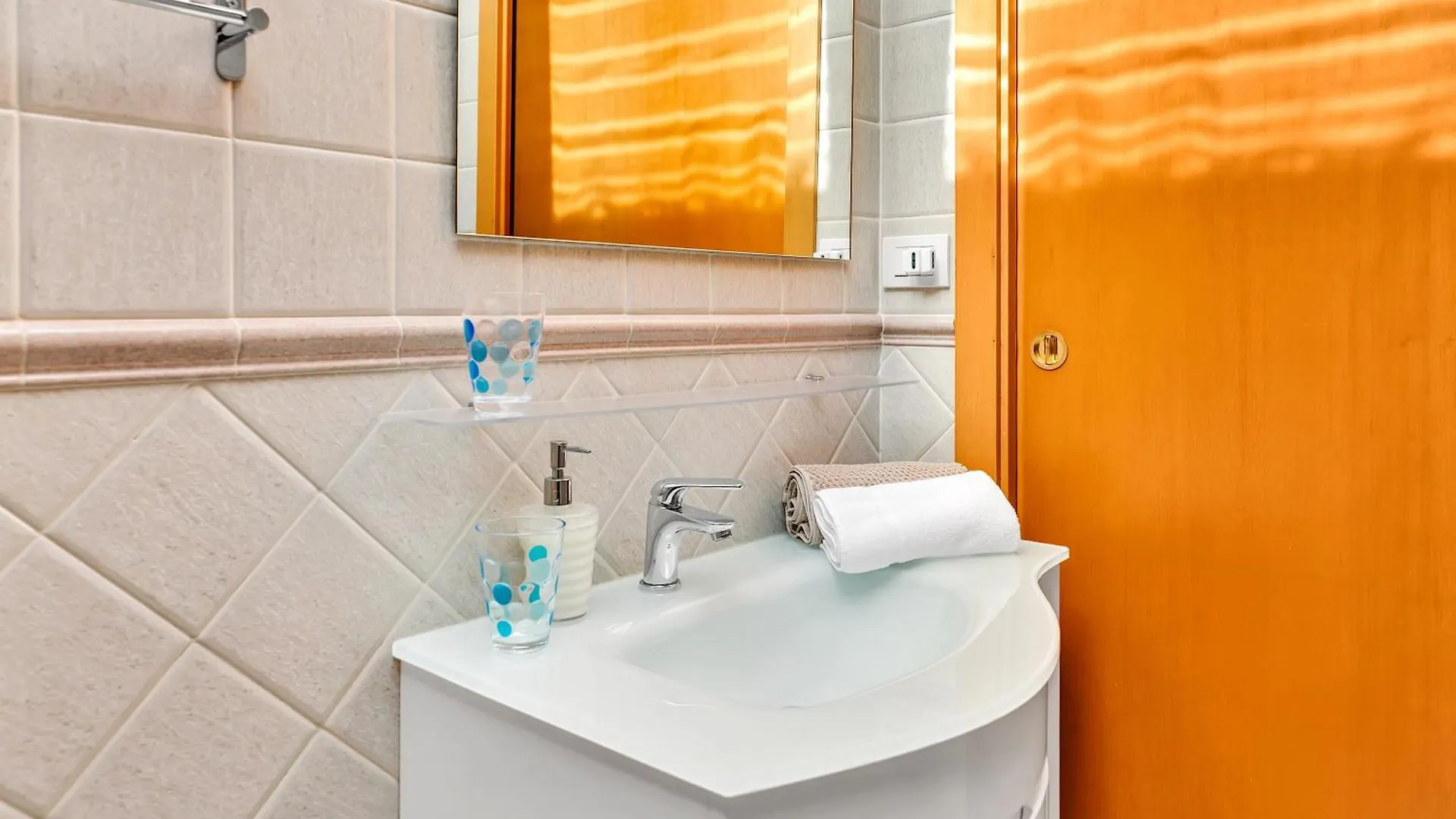 La Mansarda Di Cloe - Affitti Brevi Italia Apartment Milan